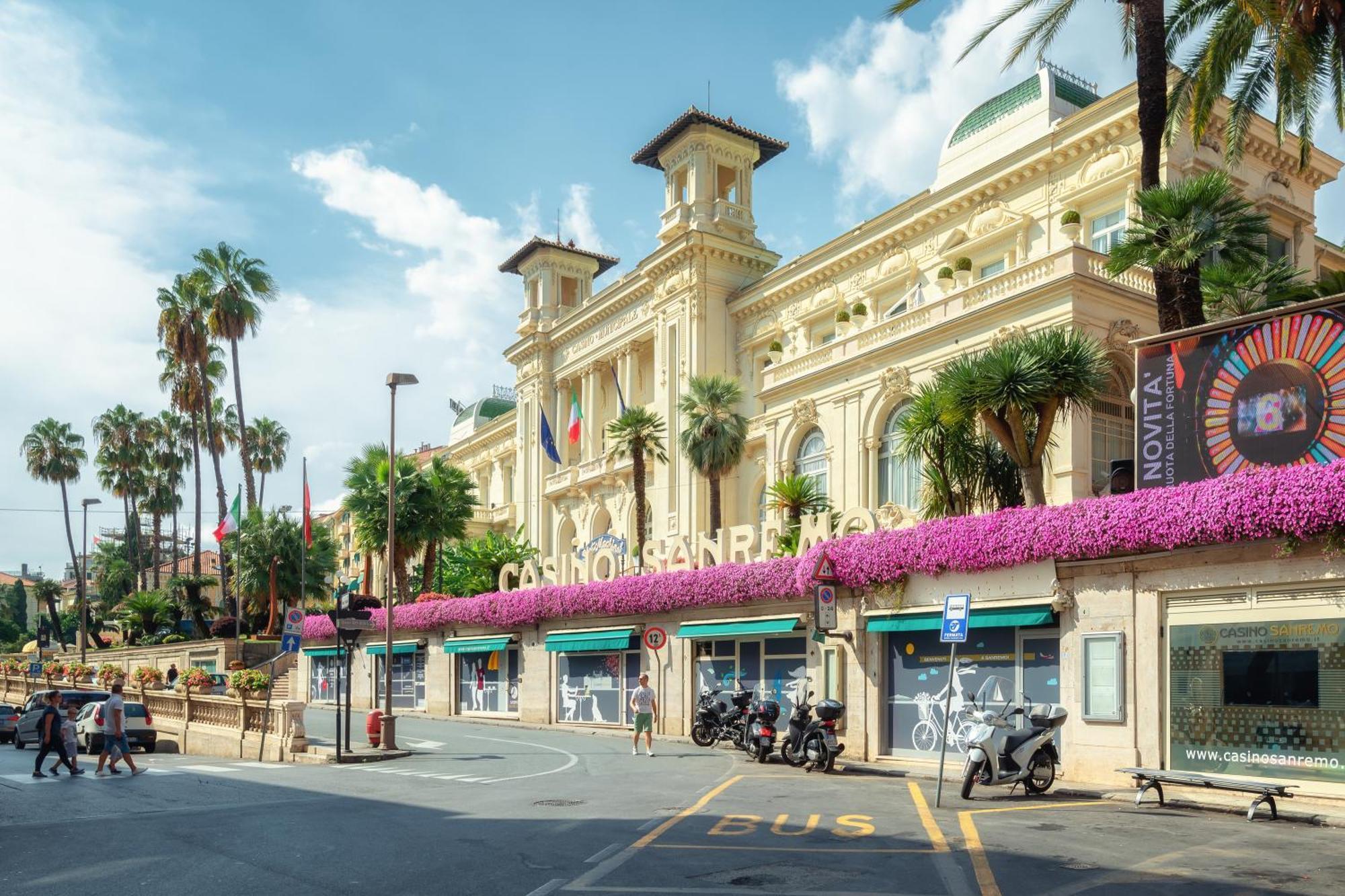 Caratteristico Appartamento In Centro - Happy Rentals 圣雷默 外观 照片